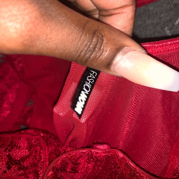 Fashion nova lace bodysuit - Picture 6 of 6